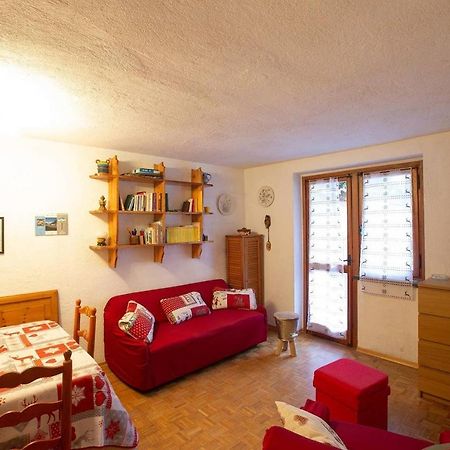 Joivy Flat For 6, In The Historic Town Pre-Saint-Didier Apartment Exterior photo